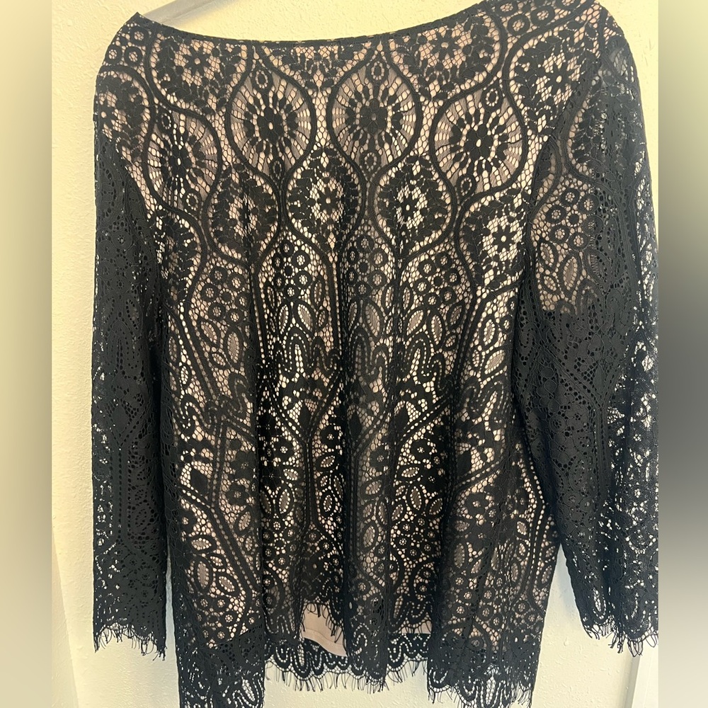 Ann  Taylor Loft Black Lace Round Neck 3/4 Sleeve Pullover Top Blouse.  XL.